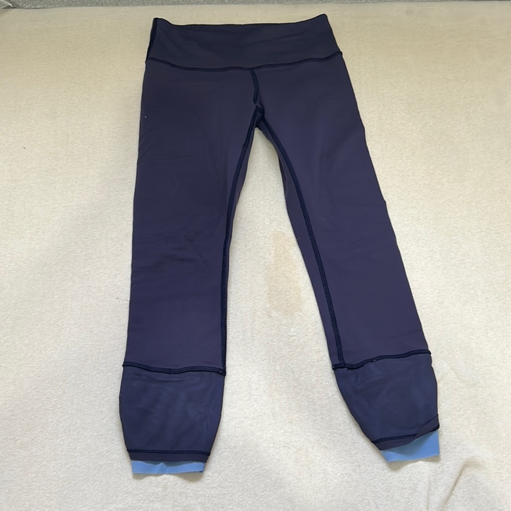 Lululemon Gray Capri Leggings 1116 See Measurements for Size